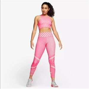 Nike epic Lux tight and bra matching set- excellent condition